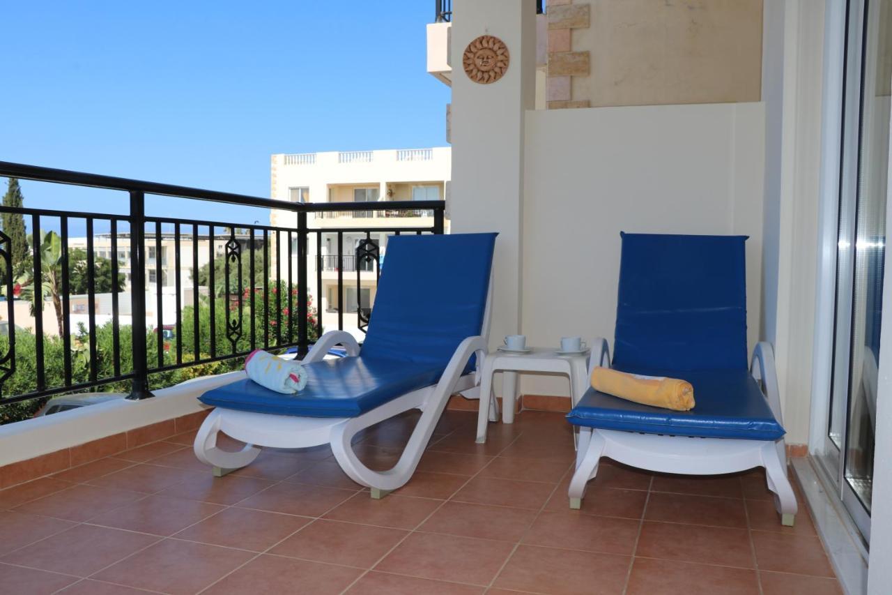 Sunset Apartment With Pool & 10 Mins To Venus Beach Paphos Esterno foto