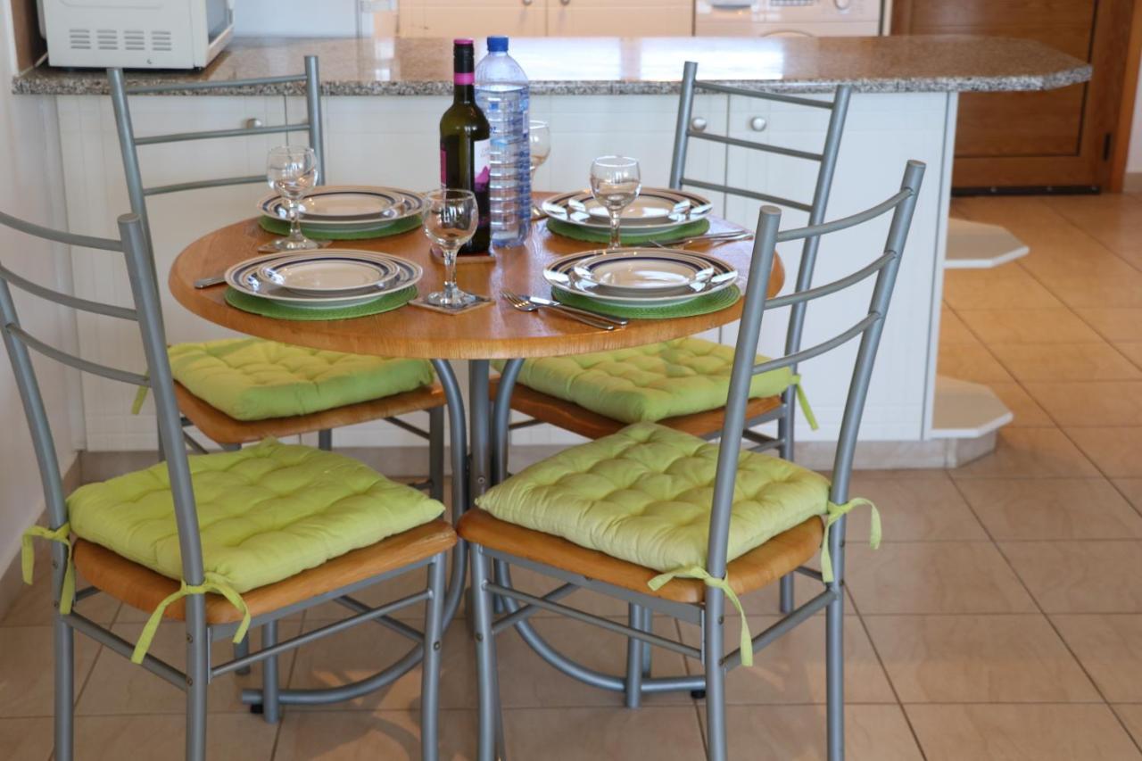 Sunset Apartment With Pool & 10 Mins To Venus Beach Paphos Esterno foto